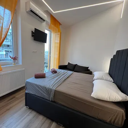 F-residence Center *