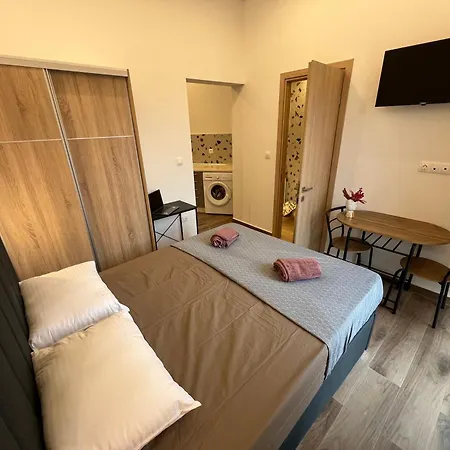 Apart-hotel F-residence Center